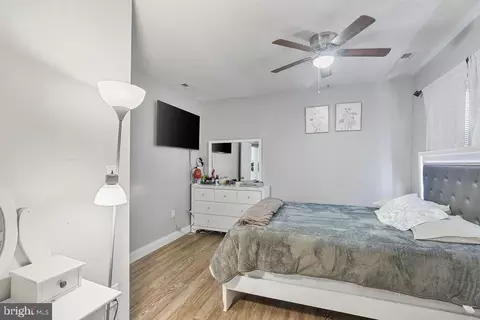 Bedroom - 8489 Arbutus Rd, Pasadena, MD 21122 photo 4 of 9