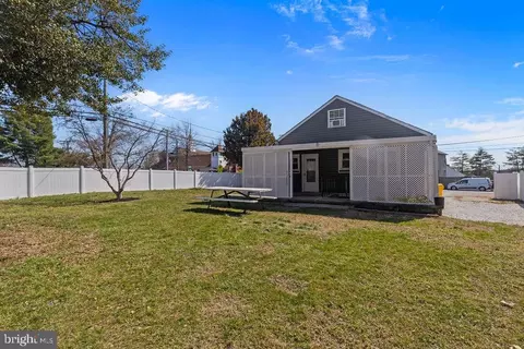 Exterior - 8489 Arbutus Rd, Pasadena, MD 21122 photo 5 of 6