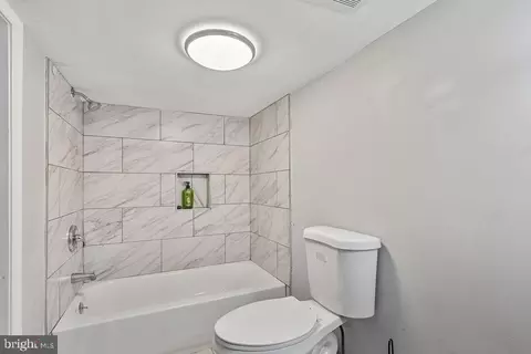 Bath - 8489 Arbutus Rd, Pasadena, MD 21122 photo 3 of 3