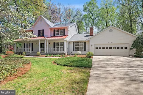 1788 Rochester St, Crofton, MD 21114
