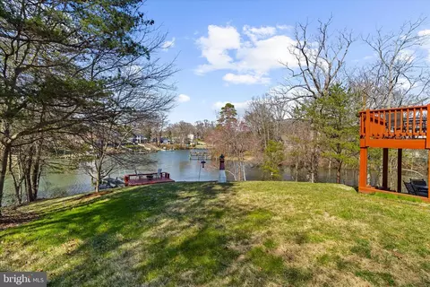 Exterior - 180 Waldo Rd, Pasadena, MD 21122 photo 7 of 10