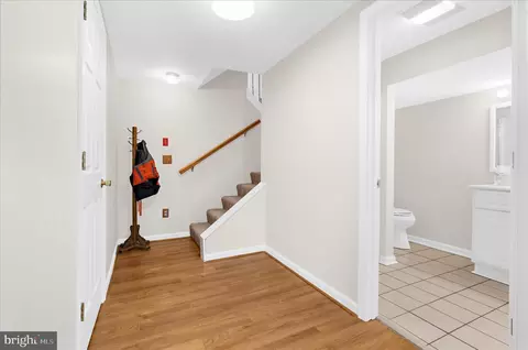Entry Way - 180 Waldo Rd, Pasadena, MD 21122 photo 1 of 2