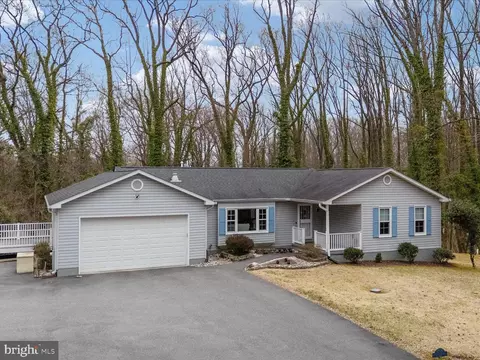 71 Church Rd # B, Arnold, MD 21012
