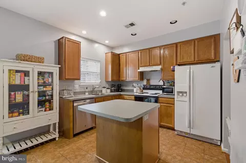 Kitchen - 1212 Needham Ct, Crofton, MD 21114 photo 1 of 6