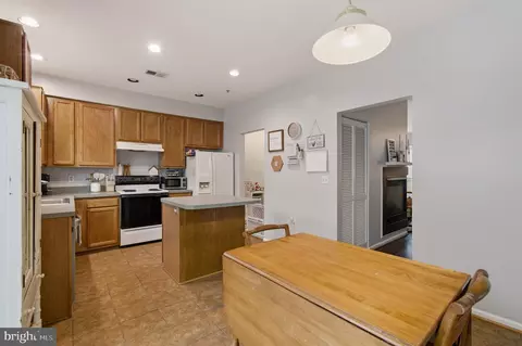 Kitchen - 1212 Needham Ct, Crofton, MD 21114 photo 3 of 6