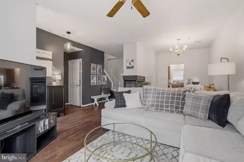 Entry Way - 1212 Needham Ct, Crofton, MD 21114 photo 1 of 10