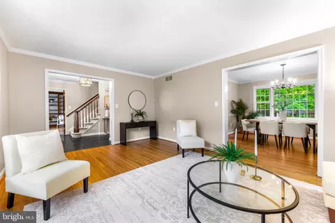 Living - 1074 Foxcroft Run, Annapolis, MD 21401 photo 1 of 7
