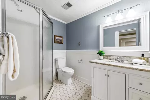Bath - 1074 Foxcroft Run, Annapolis, MD 21401 photo 6 of 6