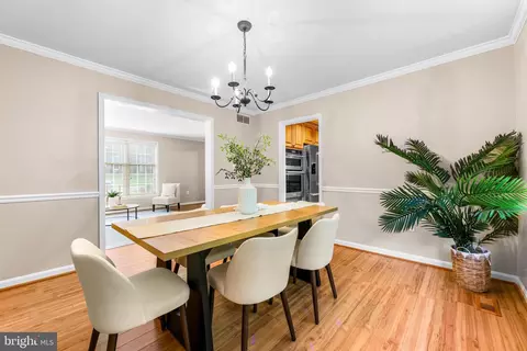 Dining - 1074 Foxcroft Run, Annapolis, MD 21401 photo 2 of 3