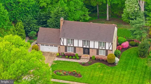 View/Area - 1074 Foxcroft Run, Annapolis, MD 21401 photo 2 of 7