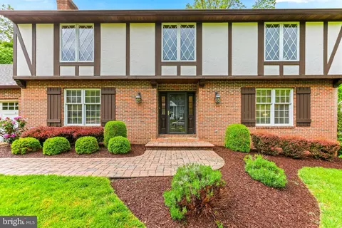 Exterior - 1074 Foxcroft Run, Annapolis, MD 21401 photo 4 of 12