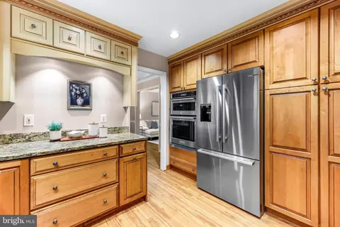 Kitchen - 1074 Foxcroft Run, Annapolis, MD 21401 photo 4 of 4