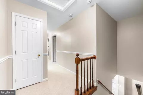 Entry Way - 1074 Foxcroft Run, Annapolis, MD 21401 photo 3 of 3