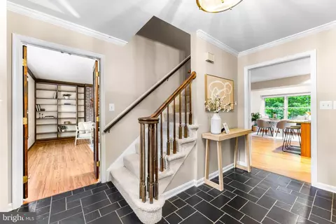 Entry Way - 1074 Foxcroft Run, Annapolis, MD 21401 photo 1 of 3