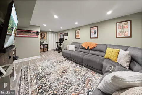 Other - 7905 E Riverside Dr, Pasadena, MD 21122 photo 10 of 13