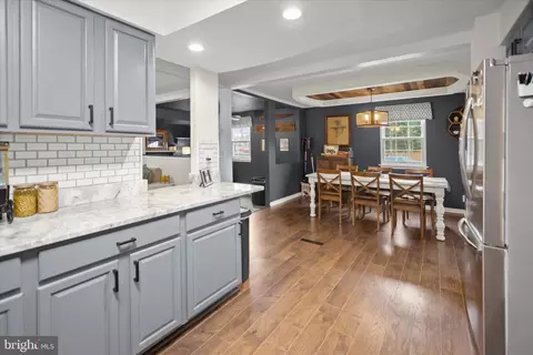 Other - 7905 E Riverside Dr, Pasadena, MD 21122 photo 5 of 13