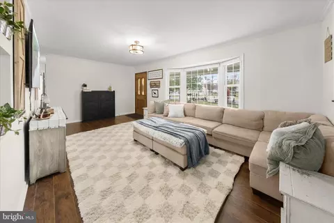 Other - 7905 E Riverside Dr, Pasadena, MD 21122 photo 4 of 13