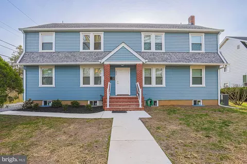 205 S Hammonds Ferry Rd, Linthicum Heights, MD 21090