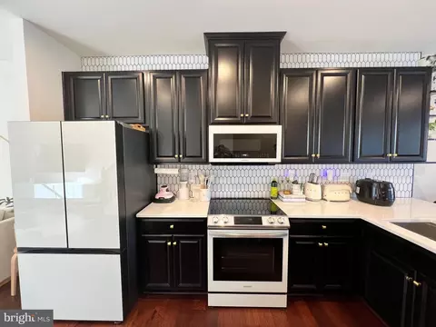 Kitchen - 1331 Bruley Rd, Hanover, MD 21076 photo 2 of 4