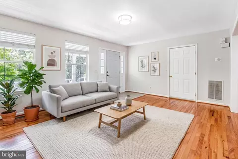 50 Robinson Landing Rd, Severna Park, MD 21146