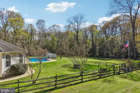 Exterior - 54 Dayton Dr, Pasadena, MD 21122 photo 27 of 29
