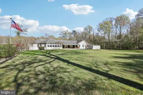 Exterior - 54 Dayton Dr, Pasadena, MD 21122 photo 26 of 29
