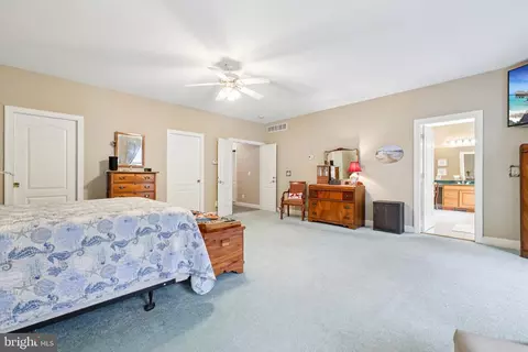 Bedroom - 54 Dayton Dr, Pasadena, MD 21122 photo 5 of 8