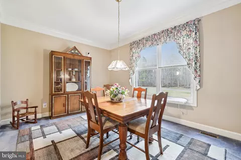 Dining - 54 Dayton Dr, Pasadena, MD 21122 photo 1 of 7