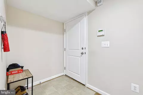 Entry Way - 54 Dayton Dr, Pasadena, MD 21122 photo 7 of 9