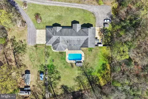 View/Area - 54 Dayton Dr, Pasadena, MD 21122 photo 1 of 6