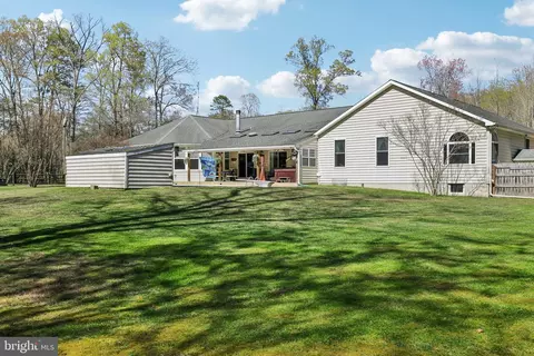 Exterior - 54 Dayton Dr, Pasadena, MD 21122 photo 24 of 29