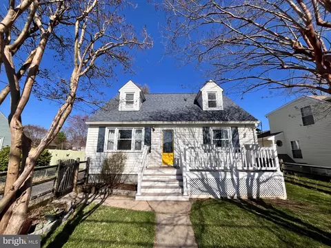 234 Meadow Rd, Pasadena, MD 21122