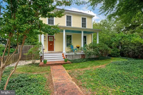 517 Burnside St, Annapolis, MD 21403 photo 1