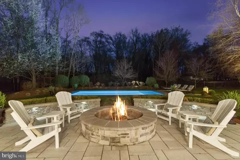 Exterior - 1292 Spa Rd, Annapolis, MD 21403 photo 16 of 21
