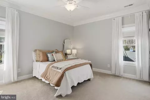 Bedroom - 1292 Spa Rd, Annapolis, MD 21403 photo 4 of 7
