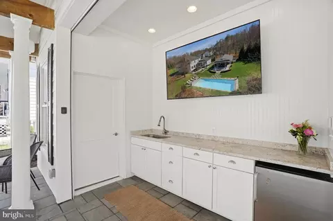 Exterior - 1292 Spa Rd, Annapolis, MD 21403 photo 14 of 21
