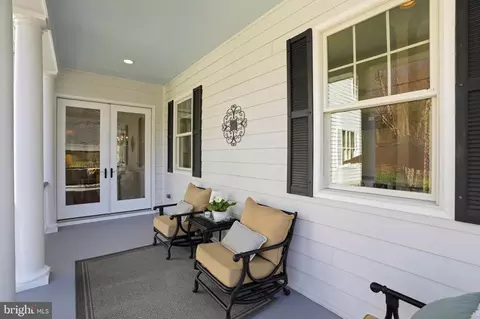 Exterior - 1292 Spa Rd, Annapolis, MD 21403 photo 8 of 21