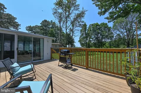 Exterior - 1509 Callaway Dr, Shady Side, MD 20764 photo 12 of 14