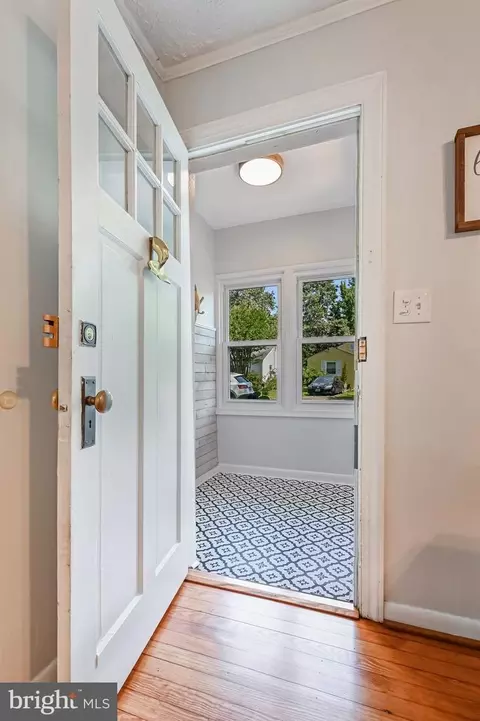 Entry Way - 1509 Callaway Dr, Shady Side, MD 20764 photo 1 of 1