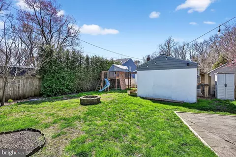 Exterior - 118 Elliott Pl, Edgewater, MD 21037 photo 4 of 6