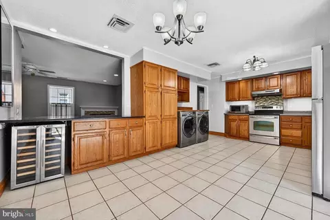 Other - 118 Elliott Pl, Edgewater, MD 21037 photo 2 of 17