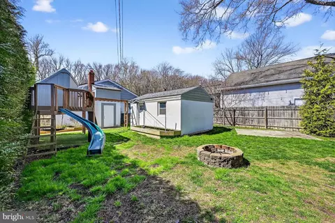 Exterior - 118 Elliott Pl, Edgewater, MD 21037 photo 5 of 6