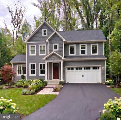 31 Moore Rd, Arnold, MD 21012