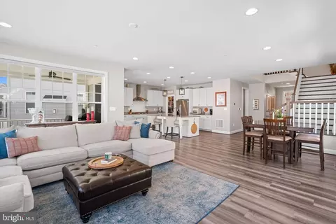 Other - 2916 Quarry Cir, Odenton, MD 21113 photo 5 of 22