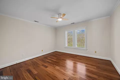 Bedroom - 182 Wroxeter Dr, Arnold, MD 21012 photo 2 of 2
