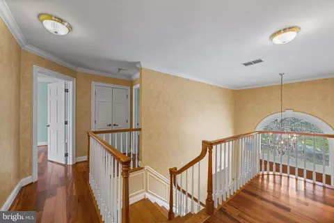 Entry Way - 182 Wroxeter Dr, Arnold, MD 21012 photo 2 of 2
