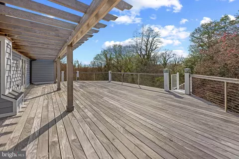 Exterior - 182 Wroxeter Dr, Arnold, MD 21012 photo 3 of 10