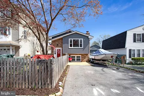Exterior - 1615 Ruxton Rd, Edgewater, MD 21037 photo 3 of 9