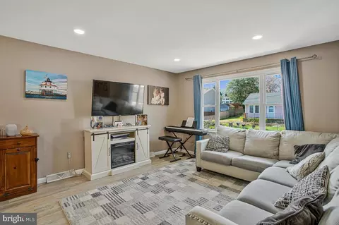 Other - 1615 Ruxton Rd, Edgewater, MD 21037 photo 2 of 14