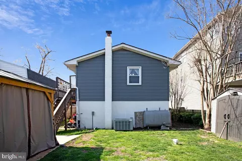 Exterior - 1615 Ruxton Rd, Edgewater, MD 21037 photo 8 of 9